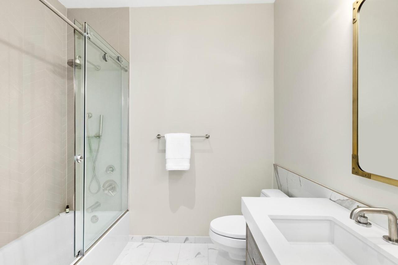 The Vanderbilt Hotel Suites Westbury Kültér fotó
